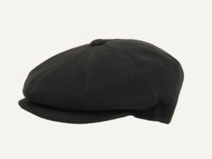 gorra irlandesa negra