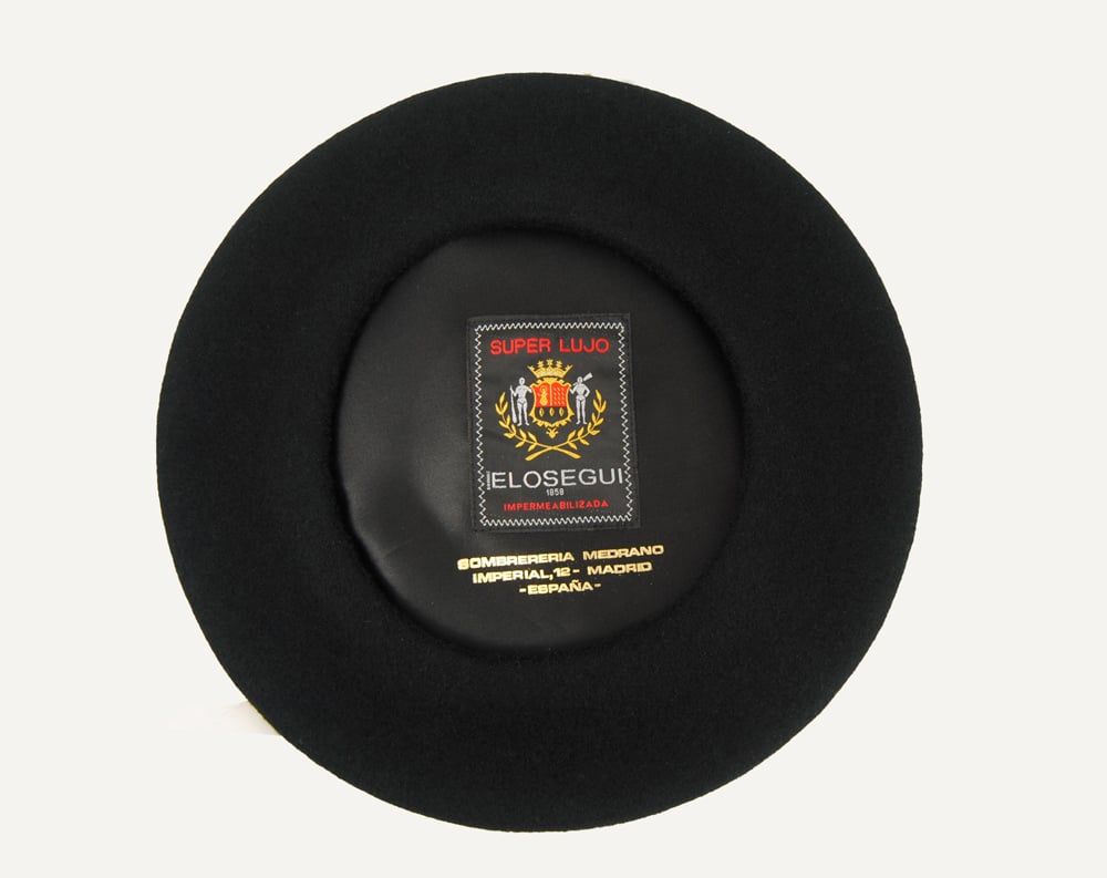 Boina negra super lujo 14